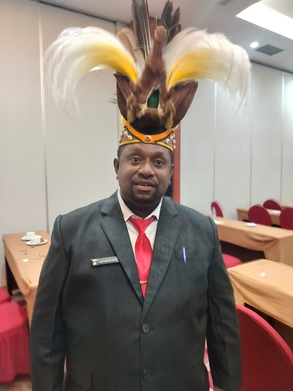 MRP Papua Barat Kecam Tindakan Pembakaran Mahkota Cenderawasih, Sebut sebagai Penghinaan terhadap Martabat Budaya Papua